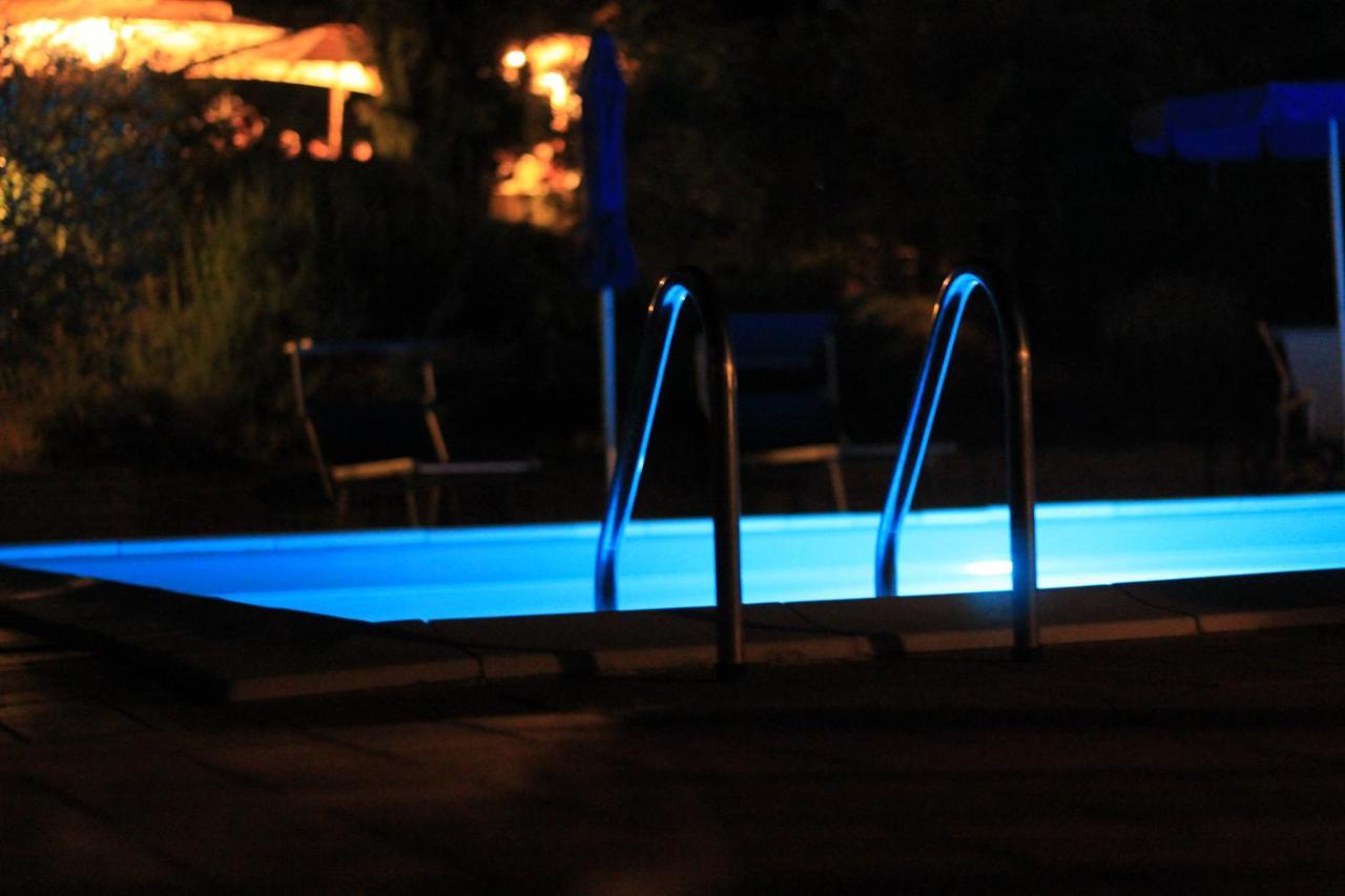 Agriturismo Camiano Piccolo Монтефалько Экстерьер фото