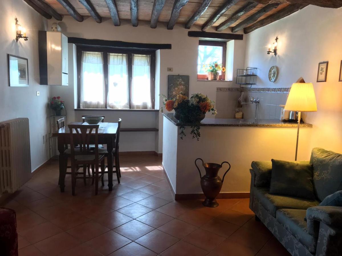 Agriturismo Camiano Piccolo Монтефалько Экстерьер фото